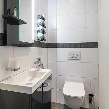 Sohn Deck10 Apartment *