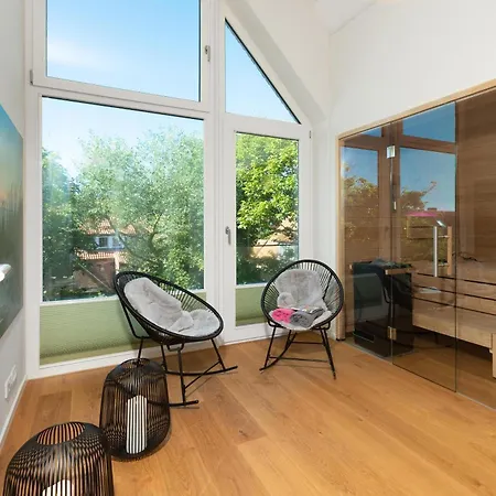 Sohn Deck10 Apartment *